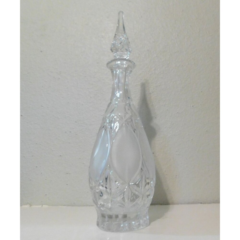 Vintage Princess House Lead Crystal Frosted Decanter with Stopper 15.5 inch - Picture 8 of 9